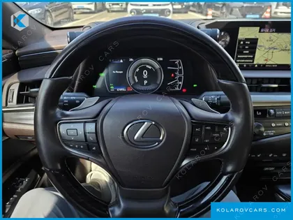 LEXUS ES EXECUTIVE