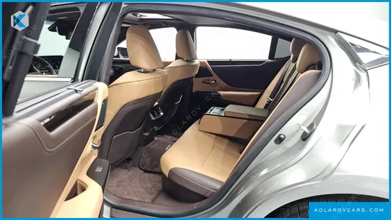LEXUS ES EXECUTIVE