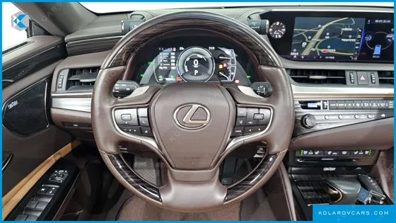 LEXUS ES EXECUTIVE