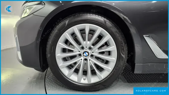 BMW 5 SERIES 520I LUXURY