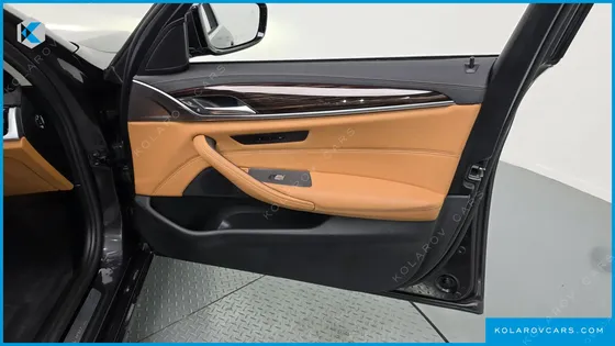 BMW 5 SERIES 520I LUXURY