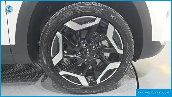 KIA SELTOS GASOLINE 2.0 4WD