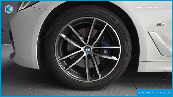 BMW 5 SERIES 520I M SPORT
