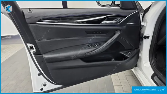 BMW 5 SERIES 520I LUXURY