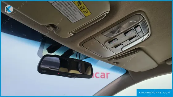 KIA CARNIVAL 9-SEATER HI-LIMOUSINE