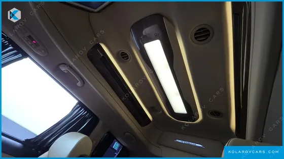 KIA CARNIVAL 9-SEATER HI-LIMOUSINE