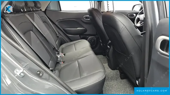 HYUNDAI VENUE 1,6 PREMIUM