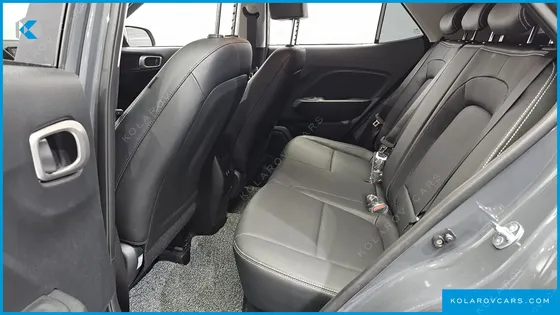HYUNDAI VENUE 1,6 PREMIUM