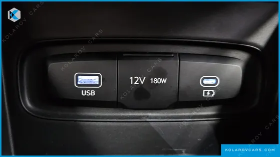 HYUNDAI VENUE 1,6 PREMIUM