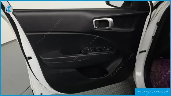 HYUNDAI VENUE 1,6 PREMIUM