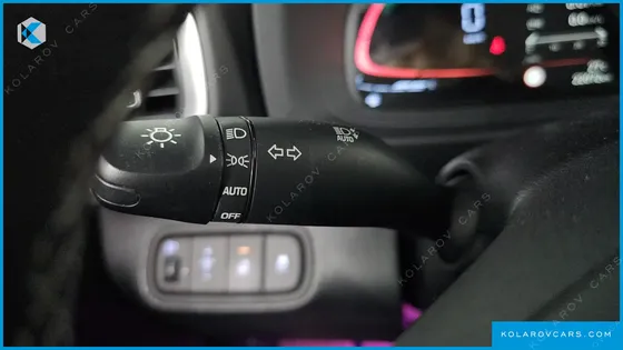 HYUNDAI VENUE 1,6 PREMIUM
