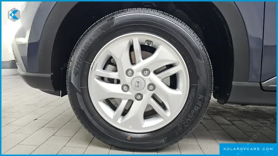 HYUNDAI VENUE 1,6 PREMIUM