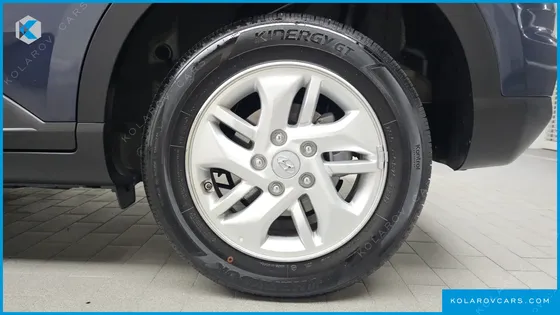 HYUNDAI VENUE 1,6 PREMIUM