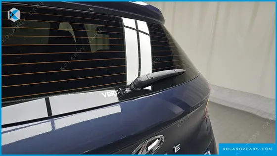 HYUNDAI VENUE 1,6 PREMIUM