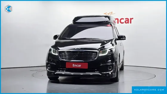 KIA CARNIVAL 7-SEATER HI-LIMOUSINE