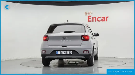 HYUNDAI VENUE 1,6 PREMIUM
