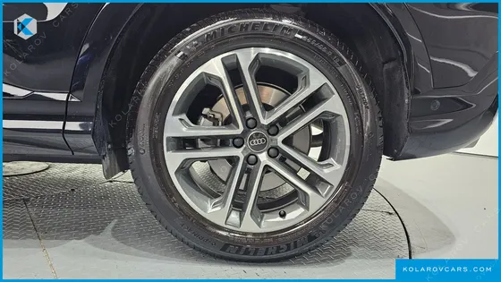 AUDI Q5 40 TFSI QUIATTRO ADVANCED