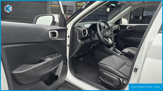 HYUNDAI VENUE 1.6 MODERN