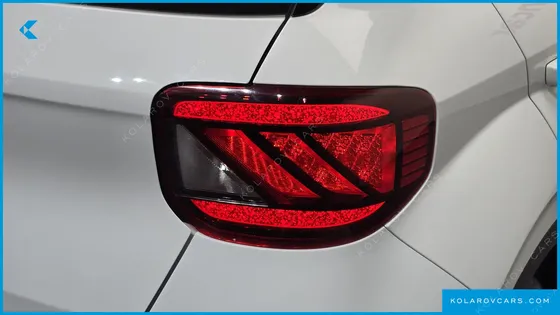 HYUNDAI VENUE 1.6 MODERN