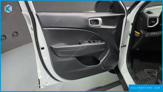 HYUNDAI VENUE 1.6 MODERN