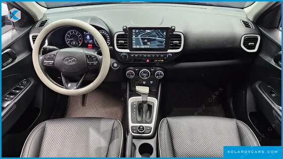 HYUNDAI VENUE 1.6 FLUX
