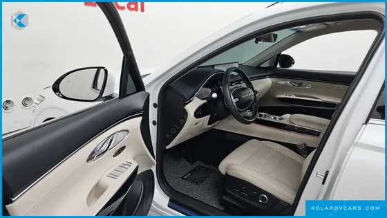 GENESIS GV70 2.5T GASOLINE 2WD