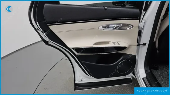 GENESIS GV70 2.5T GASOLINE 2WD