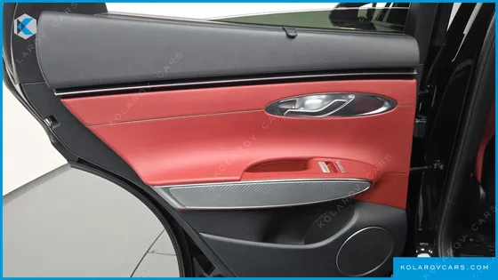 GENESIS GV70 2.5T GASOLINE 2WD