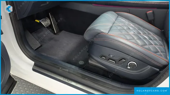 GENESIS GV70 2.5T GASOLINE AWD