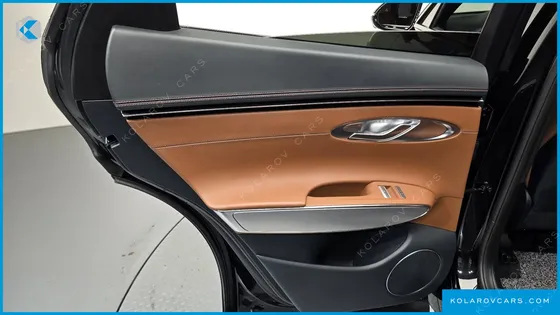GENESIS GV70 2.5T GASOLINE 2WD