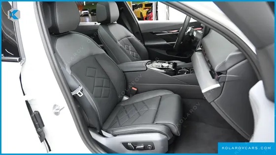 BMW 5 SERIES 530E M SPORT