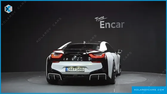 BMW I8 COUPE