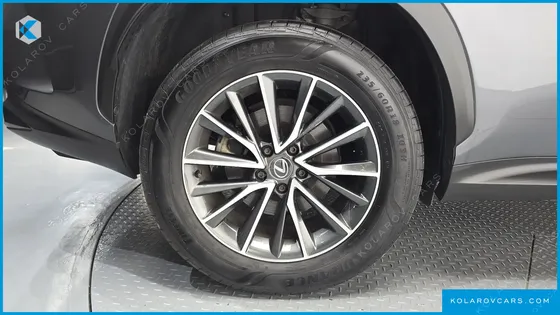 LEXUS NX PREMIUM