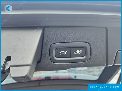 VOLVO XC60 T8 ULTRA BRIGHT
