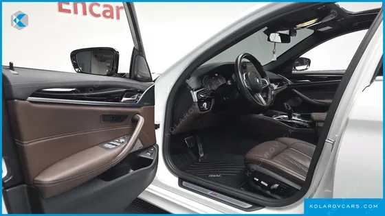 BMW 5 SERIES 530E M SPORT