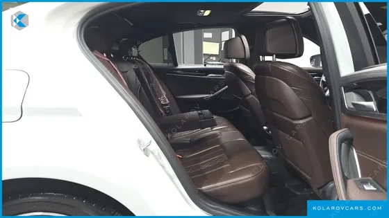 BMW 5 SERIES 530E M SPORT