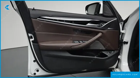 BMW 5 SERIES 530E M SPORT