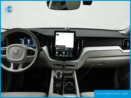 VOLVO XC60 T8 ULTRA BRIGHT