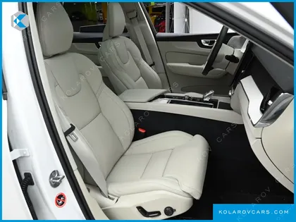 VOLVO XC60 T8 ULTRA BRIGHT