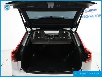 VOLVO XC60 T8 ULTRA BRIGHT