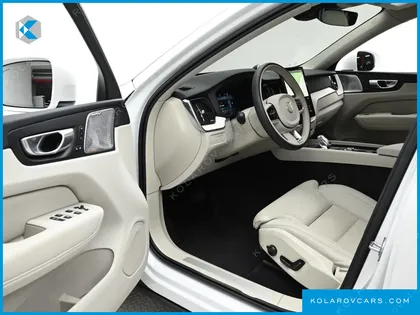 VOLVO XC60 T8 ULTRA BRIGHT