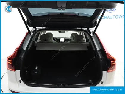 VOLVO XC60 T8 ULTRA BRIGHT