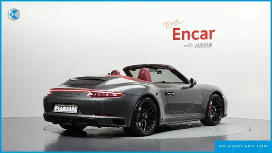 PORSCHE 911 CARRERA 4 GTS CABRIOLET