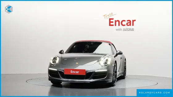 PORSCHE 911 CARRERA 4 GTS CABRIOLET