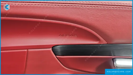 PORSCHE 911 CARRERA 4 GTS CABRIOLET