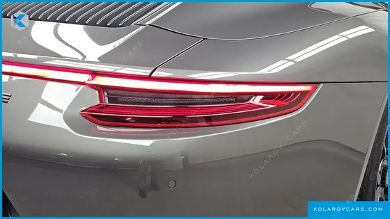 PORSCHE 911 CARRERA 4 GTS CABRIOLET