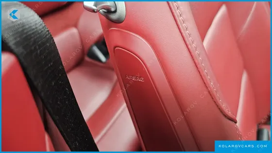 PORSCHE 911 CARRERA 4 GTS CABRIOLET