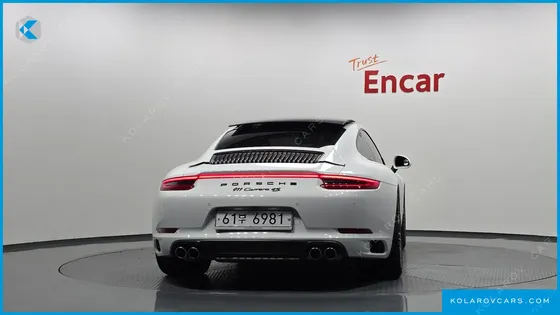 PORSCHE 911 CARRERA 4S