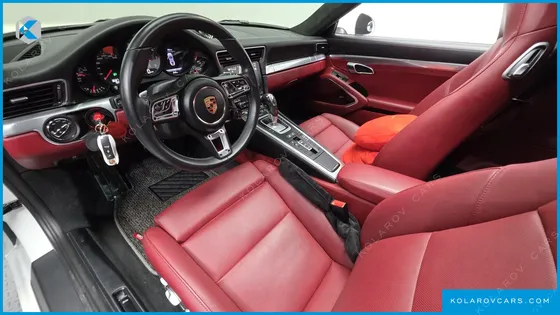 PORSCHE 911 CARRERA 4S