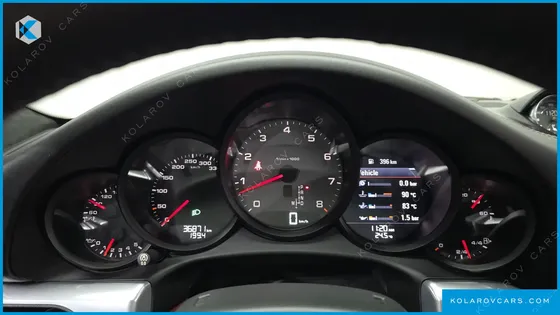 PORSCHE 911 CARRERA 4S